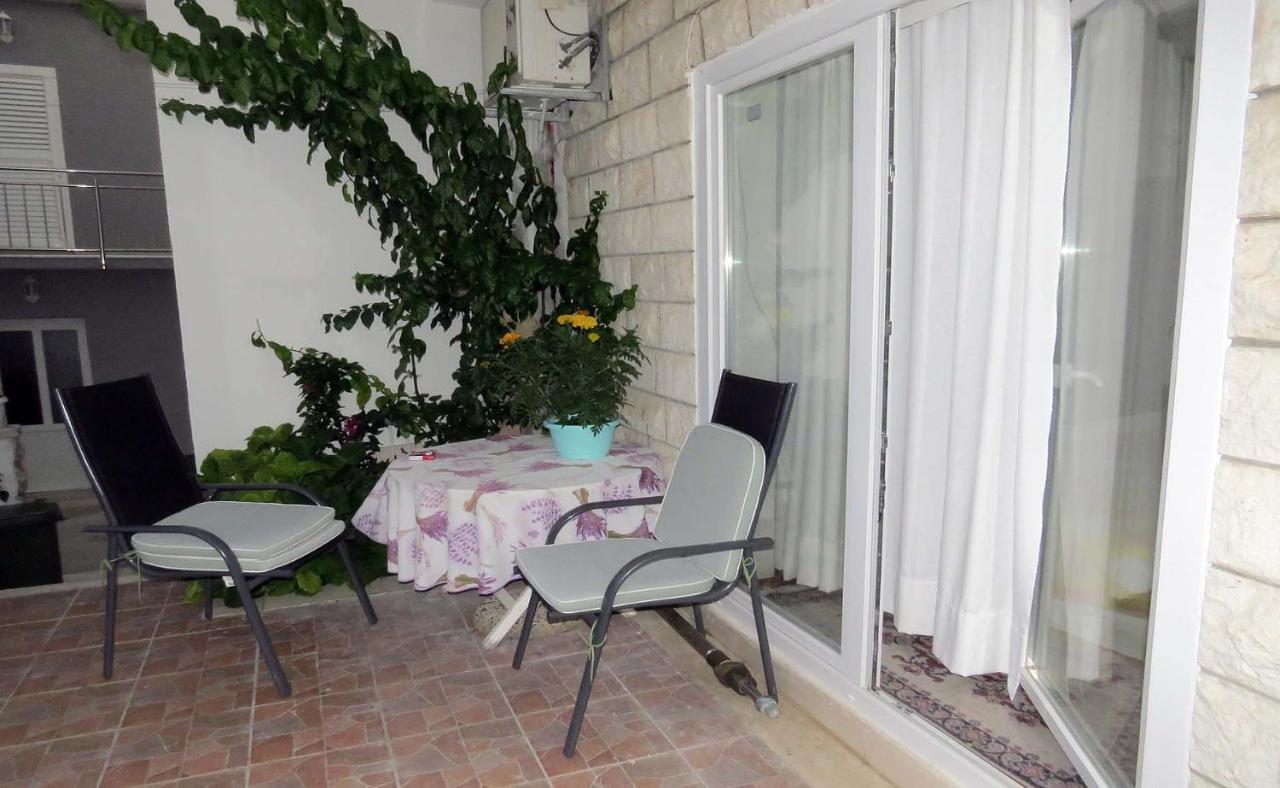 Rooms N&M Baska Voda Luaran gambar